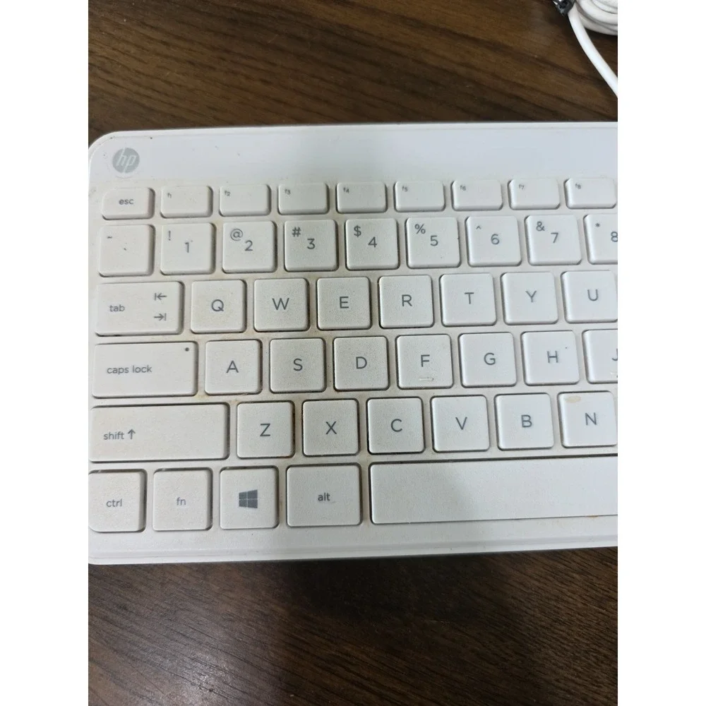 HP‎ KBAH21 USB Wired Super Slim Thin White PC Keyboard Lightweight Z1